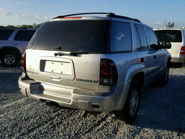 1GNDS13S442160320 - 2004 CHEVROLET TRAILBLAZE SILVER photo 4