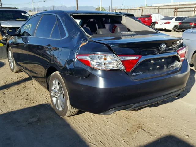 4T1BF1FK9GU212495 - 2016 TOYOTA CAMRY LE 蓝色 照片 3