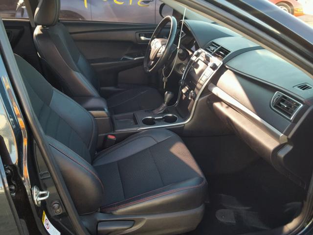 4T1BF1FK9GU212495 - 2016 TOYOTA CAMRY LE 蓝色 照片 5