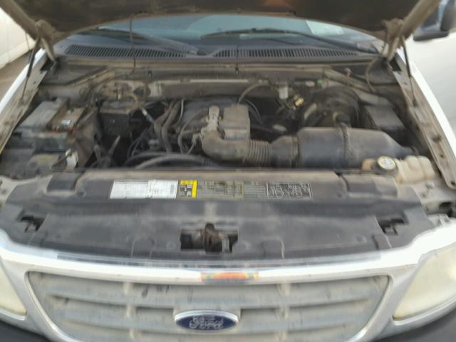 1FTRF17252NA03372 - 2002 FORD F150 SILVER photo 7