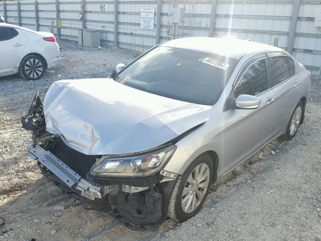 1HGCR2F58EA033851 - 2014 HONDA ACCORD SPO SILVER photo 2