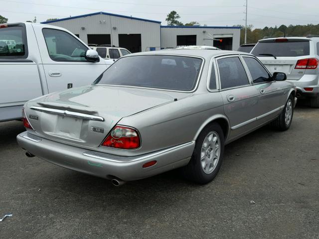 SAJHD1047XC870791 - 1999 JAGUAR XJ8 SILVER photo 4