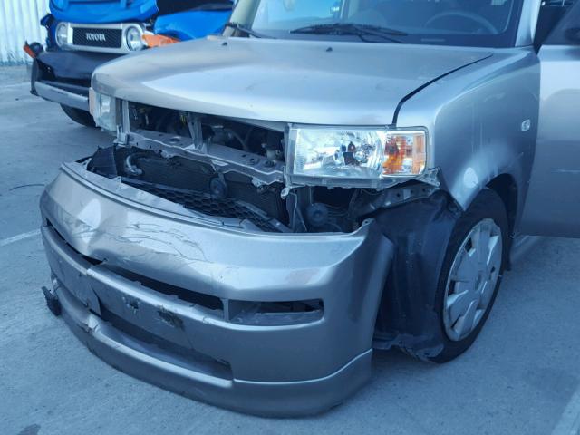 JTLKT324064089088 - 2006 SCION XB GRAY photo 9