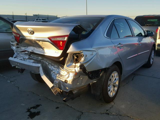 4T4BF1FK3GR576319 - 2016 TOYOTA CAMRY LE ვერცხლისფერი ფოტო 4