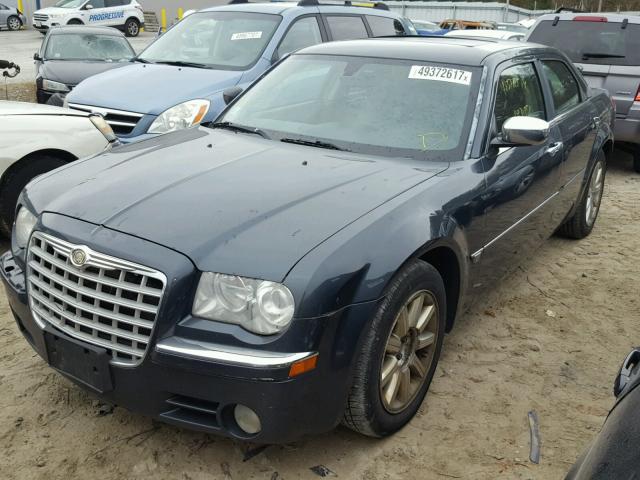 2C3KA63H47H660255 - 2007 CHRYSLER 300C BLUE photo 2