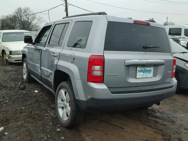 1C4NJRFB3GD586695 - 2016 JEEP PATRIOT LA SILVER photo 3