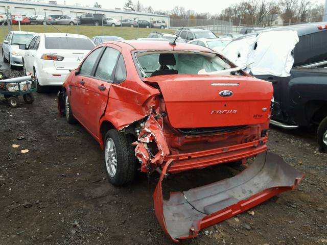 1FAHP35N38W133936 - 2008 FORD FOCUS SE RED photo 3