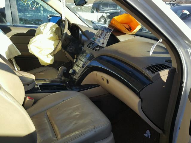 2HNYD28409H505470 - 2009 ACURA MDX TECHNO WHITE photo 5