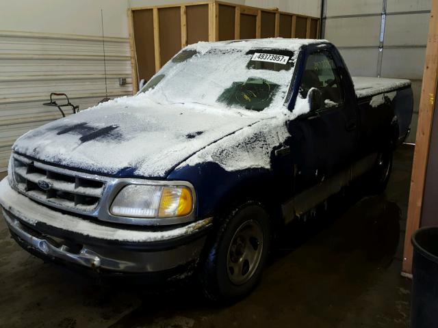 2FTZF1726WCA75483 - 1998 FORD F150 BLUE photo 2