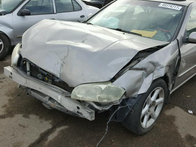 JN1CA31A51T315382 - 2001 NISSAN MAXIMA GXE SILVER photo 9