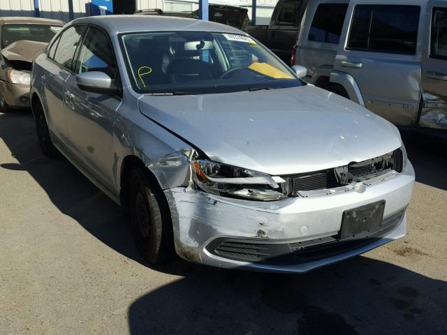 3VWD17AJ6EM396029 - 2014 VOLKSWAGEN JETTA SE SILVER photo 1