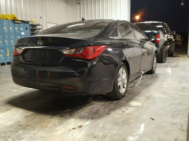 5NPEB4AC0BH135517 - 2011 HYUNDAI SONATA GLS BLACK photo 4