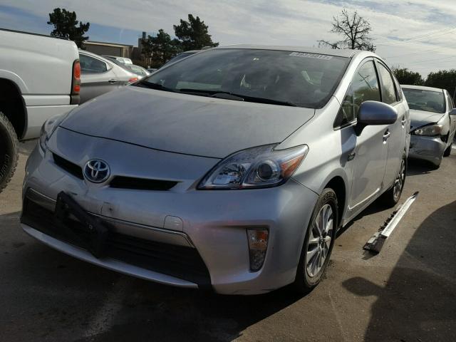 JTDKN3DP7E3054842 - 2014 TOYOTA PRIUS PLUG SILVER photo 2