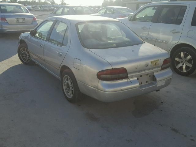 1N4BU31D7VC246586 - 1997 NISSAN ALTIMA XE SILVER photo 3