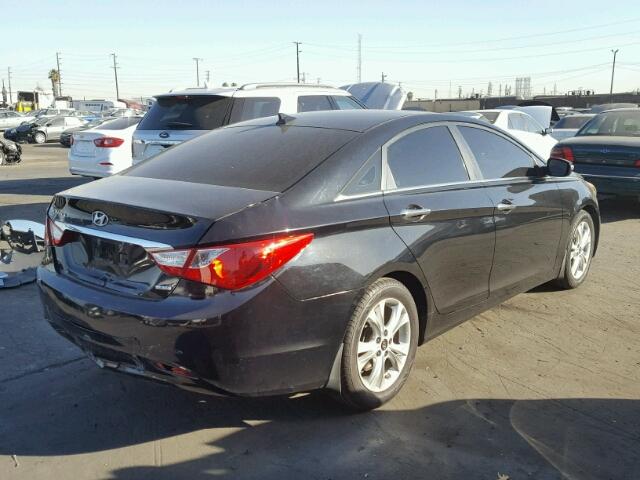 5NPEC4ACXDH550828 - 2013 HYUNDAI SONATA SE BLACK photo 4