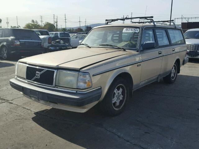 YV1AX8855K1834058 - 1989 VOLVO 245 DL GOLD photo 2