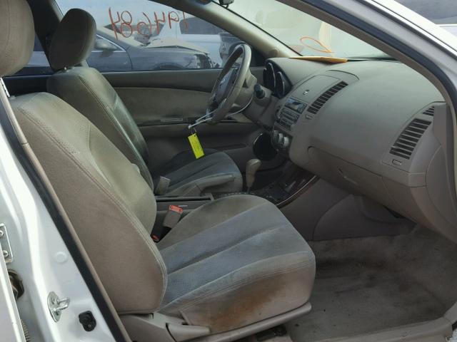 1N4AL11D55N914408 - 2005 NISSAN ALTIMA S WHITE photo 5