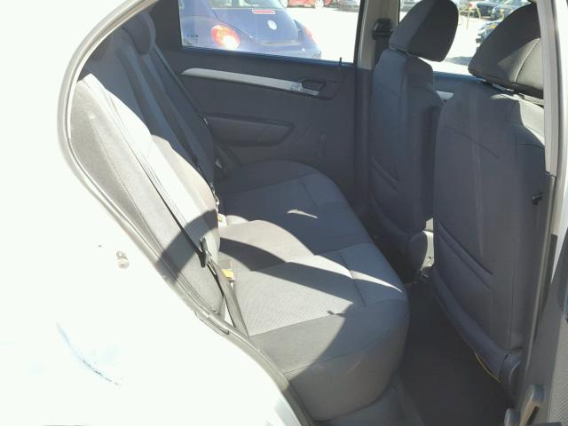 KL1TD5DE5AB090117 - 2010 CHEVROLET AVEO LS WHITE photo 6