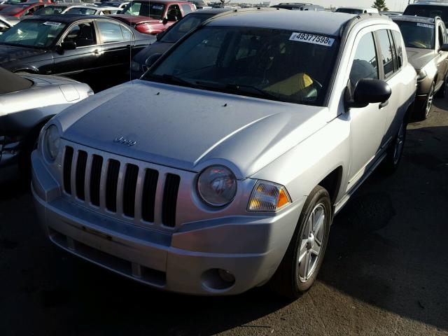 1J8FF47W28D759207 - 2008 JEEP COMPASS SP 银色 照片 2