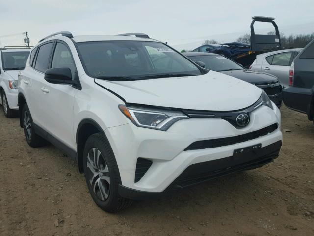 JTMBFREV5HJ161966 - 2017 TOYOTA RAV4 LE WHITE photo 1