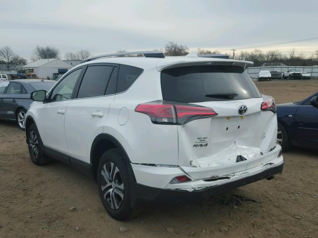 JTMBFREV5HJ161966 - 2017 TOYOTA RAV4 LE WHITE photo 3