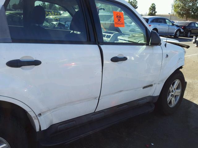 1FMCU49H98KD90142 - 2008 FORD ESCAPE HEV WHITE photo 9