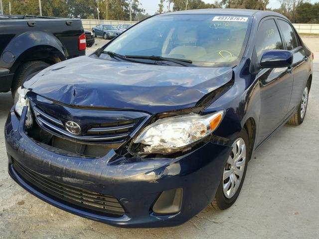 2T1BU4EE0DC999112 - 2013 TOYOTA COROLLA BA BLUE photo 2