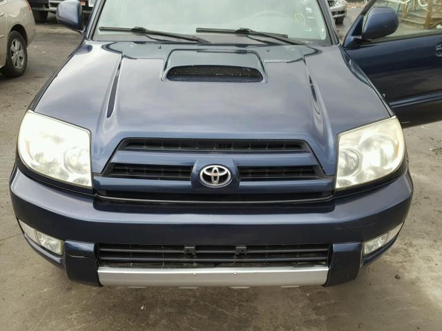 JTEBU14R648026133 - 2004 TOYOTA 4RUNNER SR BLUE photo 7