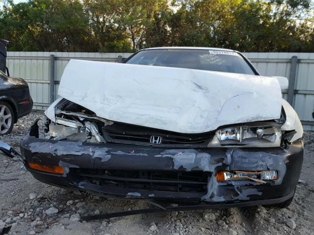 1HGCD5631TA081817 - 1996 HONDA ACCORD LX WHITE photo 9