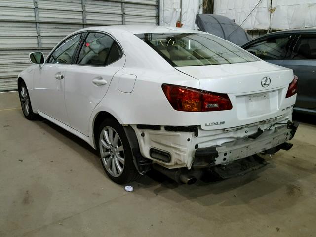 JTHCK262075007957 - 2007 LEXUS IS 250 WHITE photo 3