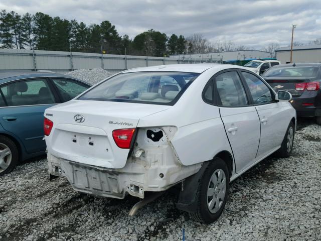 KMHDU46D38U483653 - 2008 HYUNDAI ELANTRA GL WHITE photo 4