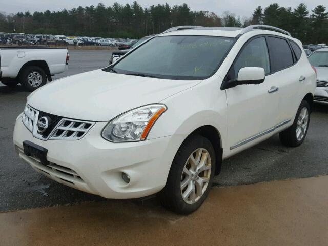 JN8AS5MV1CW386614 - 2012 NISSAN ROGUE S WHITE photo 2