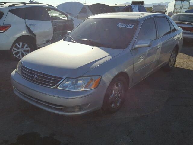 4T1BF28B03U312174 - 2003 TOYOTA AVALON XL SILVER photo 2