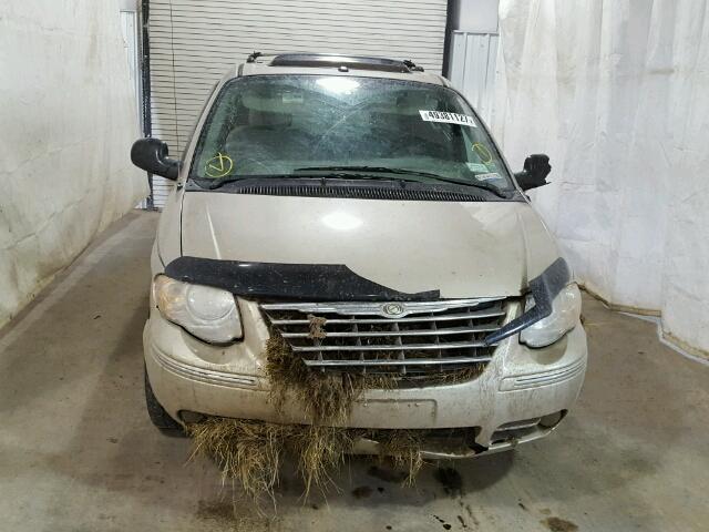 2A4GP64L06R661019 - 2006 CHRYSLER TOWN & COU TAN photo 9