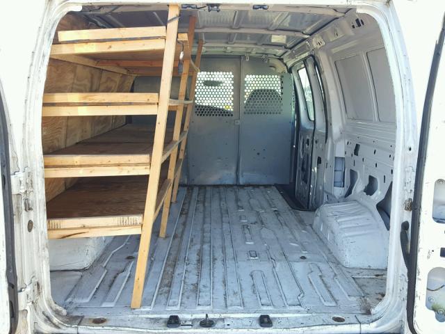 1FTNE2422YHA35358 - 2000 FORD ECONOLINE WHITE photo 9