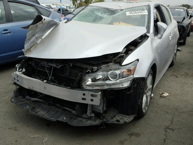 JTHKD5BHXF2226121 - 2015 LEXUS CT 200 SILVER photo 2