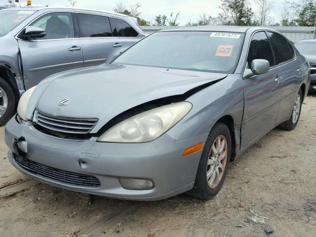 JTHBA30G245001940 - 2004 LEXUS ES 330 GREEN photo 2