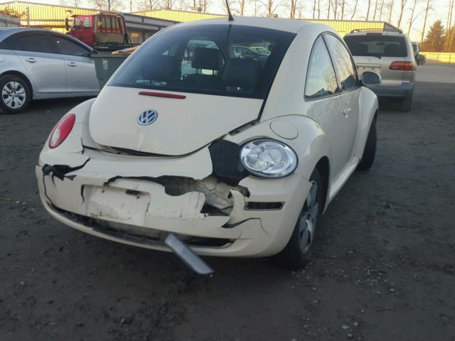 3VWPG31C56M410817 - 2006 VOLKSWAGEN NEW BEETLE WHITE photo 4