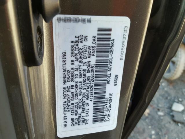 4T1BE32K72U610981 - 2002 TOYOTA CAMRY LE GRAY photo 10