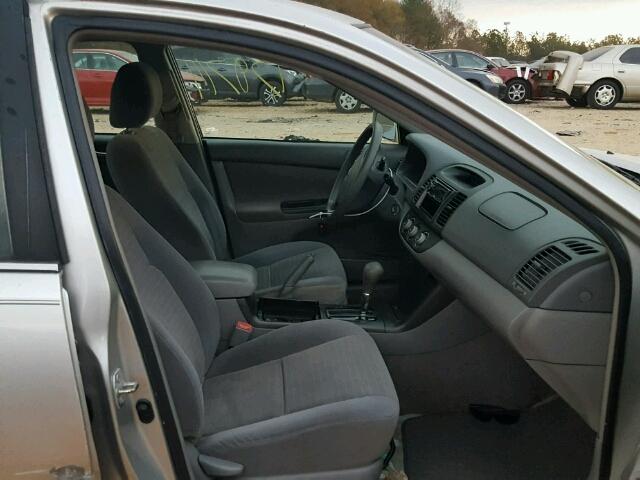 4T1BE32K95U078427 - 2005 TOYOTA CAMRY LE SILVER photo 5