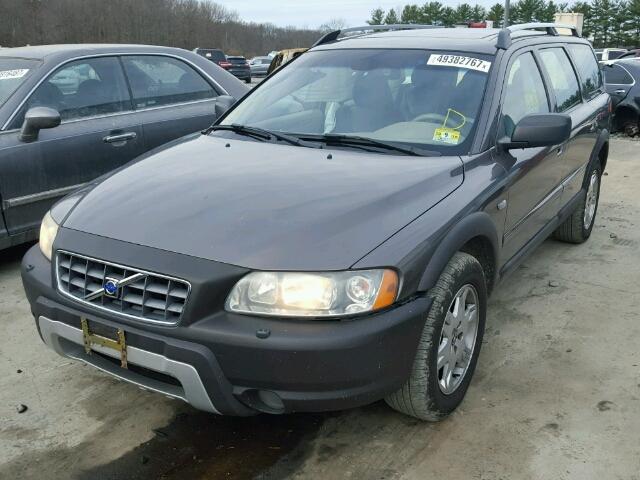 YV1SZ592751189726 - 2005 VOLVO XC70 GRAY photo 2