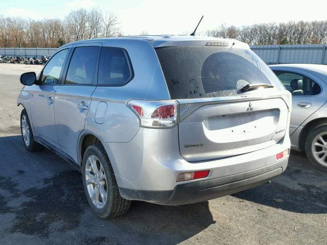 JA4AZ3A31EZ015494 - 2014 MITSUBISHI OUTLANDER SILVER photo 3