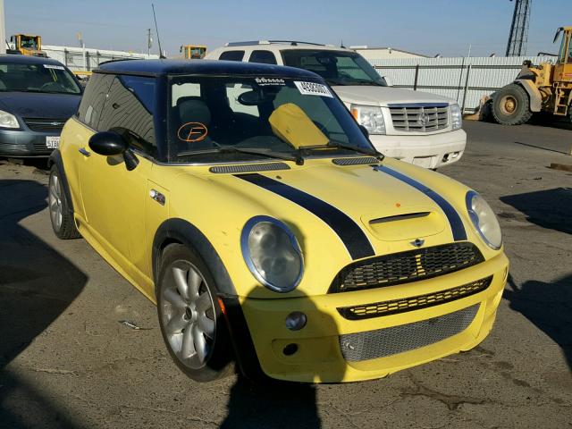 WMWRE33475TD98631 - 2005 MINI COOPER S YELLOW photo 1