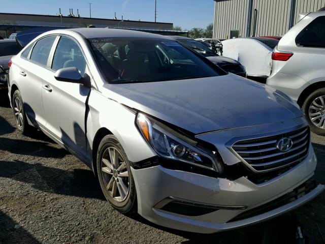 5NPE24AF6FH210074 - 2015 HYUNDAI SONATA SE SILVER photo 1