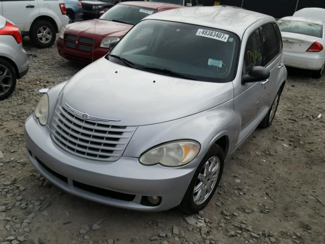 3A8FY58B98T188014 - 2008 CHRYSLER PT CRUISER SILVER photo 2