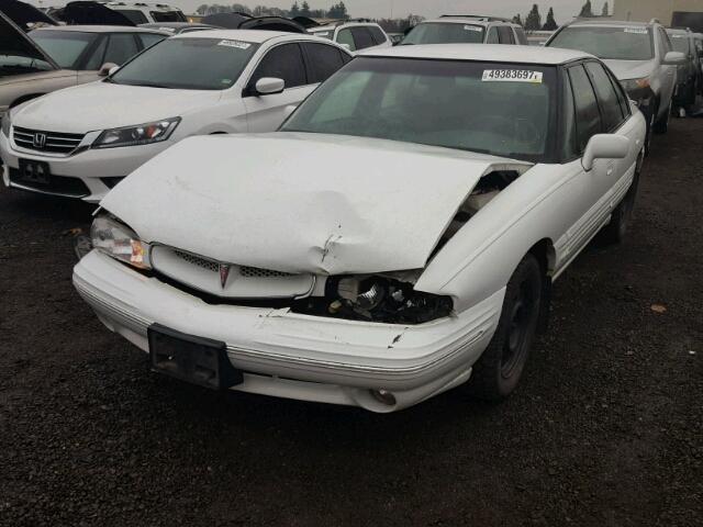 1G2HX52K3XH244266 - 1999 PONTIAC BONNEVILLE WHITE photo 2