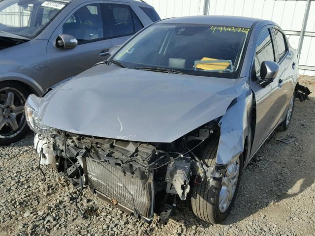 3MYDLBZVXGY124703 - 2016 TOYOTA SCION IA GRAY photo 2