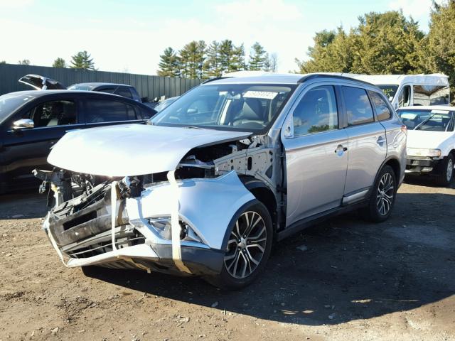 JA4AD3A34GZ010744 - 2016 MITSUBISHI OUTLANDER SILVER photo 2