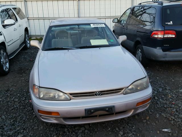 4T1BF12K5TU125662 - 1996 TOYOTA CAMRY LE GOLD photo 9