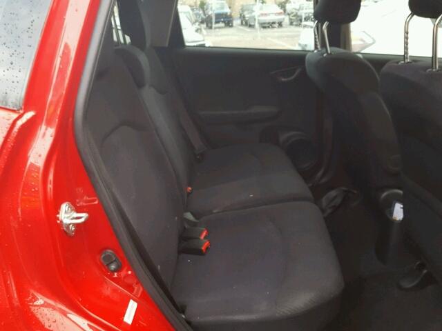 JHMGE8H53CC006309 - 2012 HONDA FIT SPORT RED photo 6